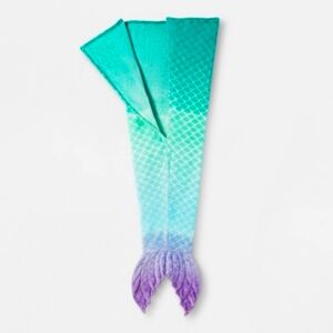 Pillowfort kids girls blanket mermaid tail Ombre green blue purple cute gift fun
